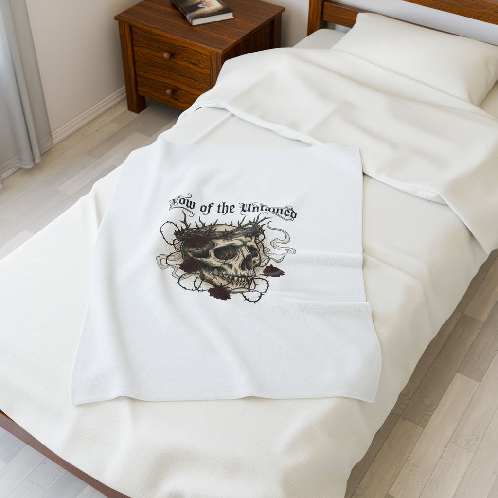 Western skull art Velveteen Blanket | gothic Americana desert noir